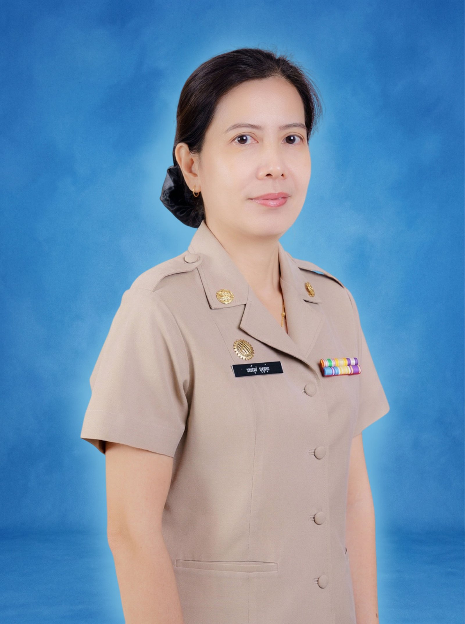 นางสาวนงค์นุช บุญพุ่ม